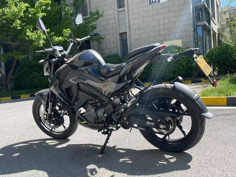 二手贝纳利小迅龙 BN150S
