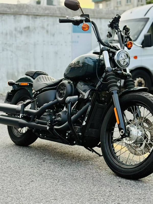二手哈雷戴维森街霸 Street Bob
