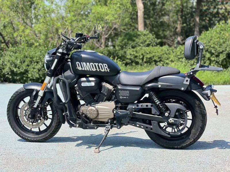 二手QJMOTOR闪300