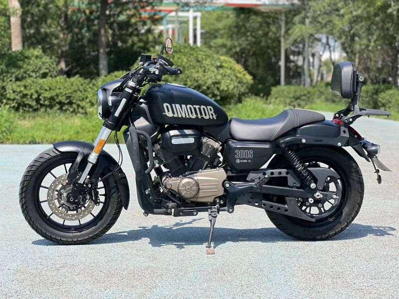 二手QJMOTOR闪300