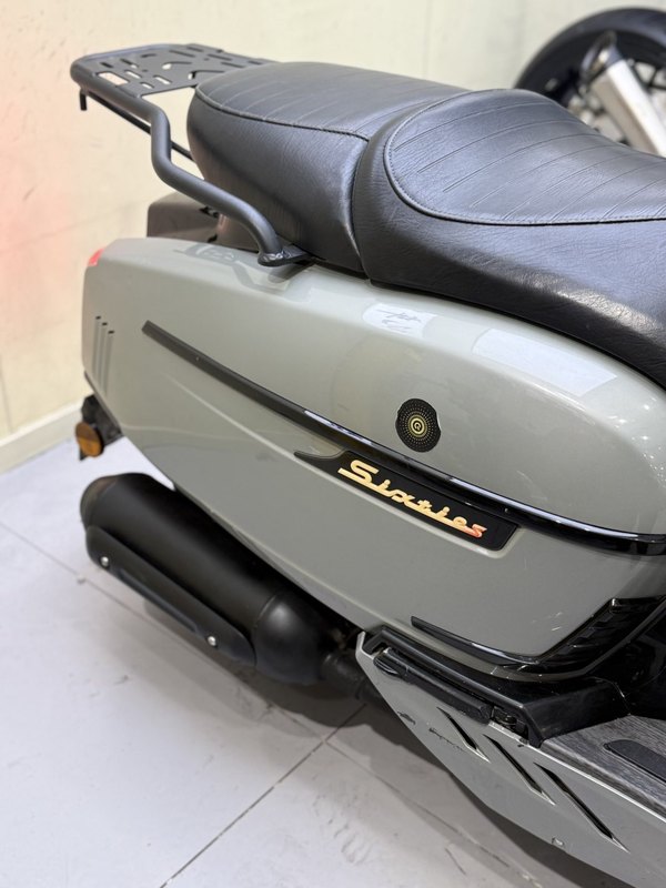 二手维多利亚Sixties 300i