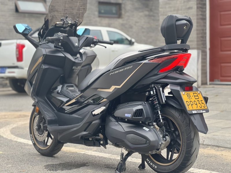 二手本田NSS350
