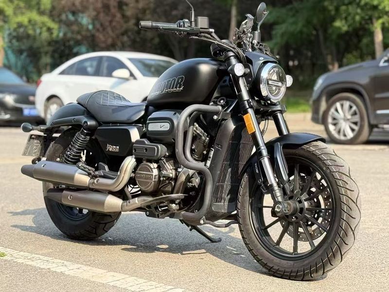 二手QJMOTOR闪300