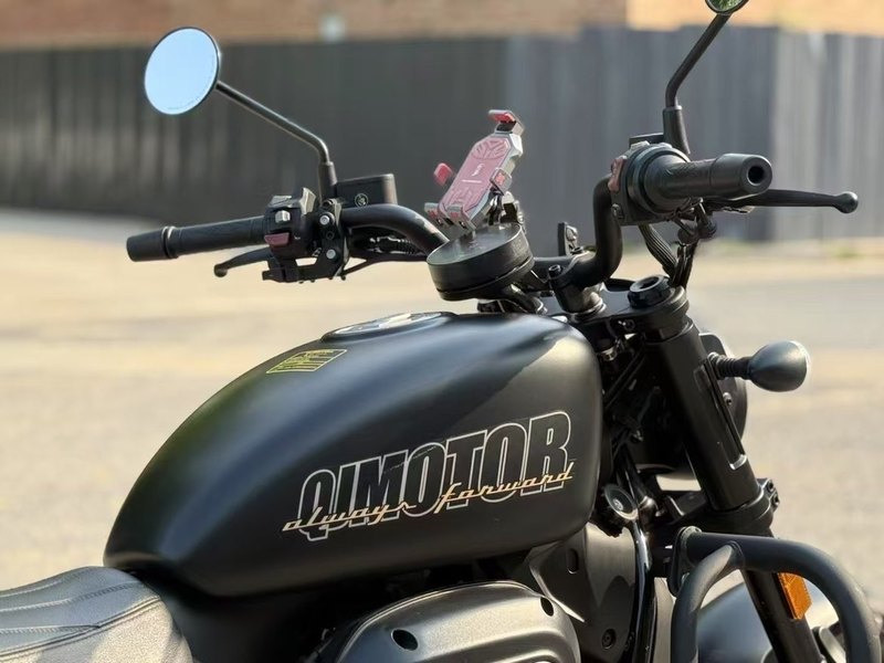 二手QJMOTOR闪300