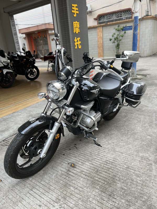 二手豪爵GZS150