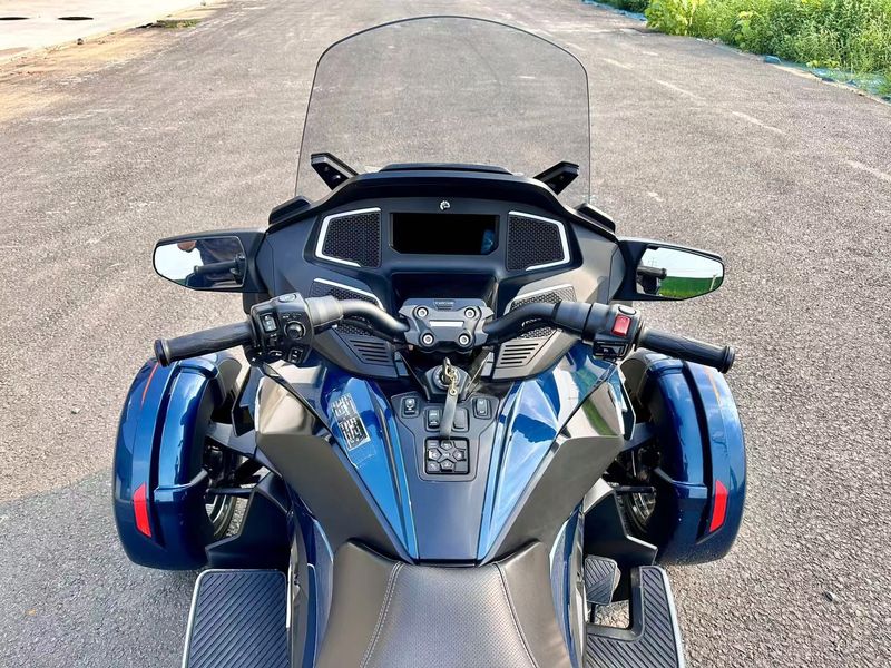 二手庞巴迪Spyder F3 