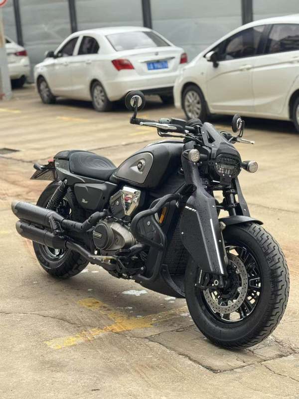 二手QJMOTOR闪600