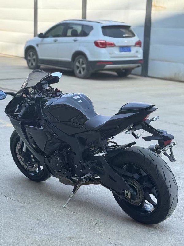 二手雅马哈YZF-R1