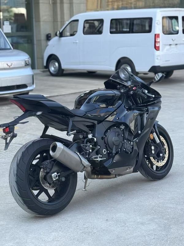 二手雅马哈YZF-R1