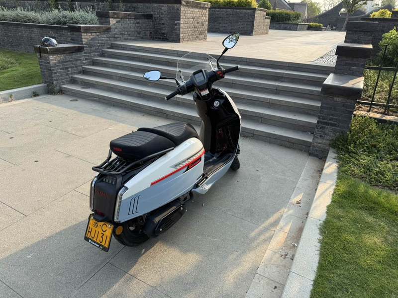 二手维多利亚Sixties 250Si
