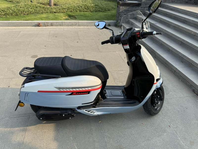 二手维多利亚Sixties 250Si