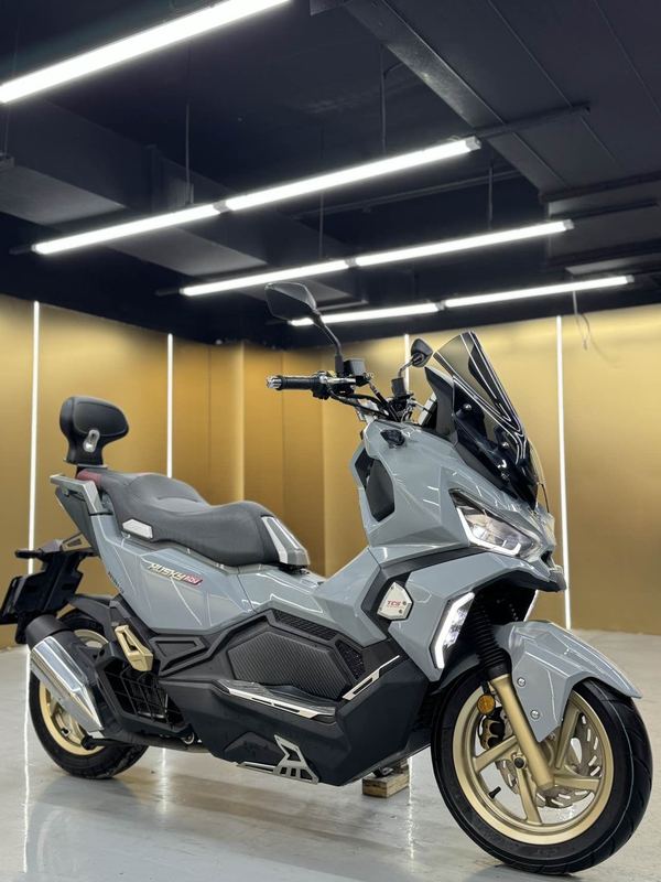 二手三阳哈士奇 Husky ADV150
