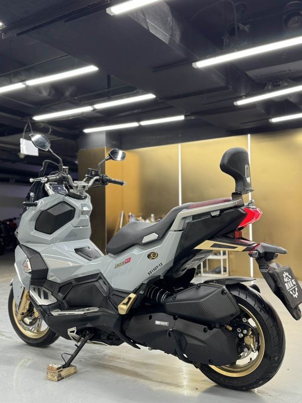 二手三阳哈士奇 Husky ADV150