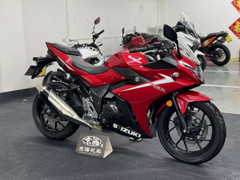 二手豪爵铃木GSX250R