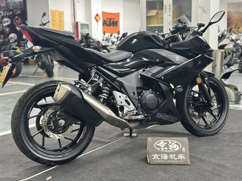 二手豪爵铃木GSX250R