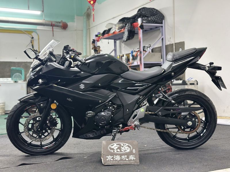 二手豪爵铃木GSX250R
