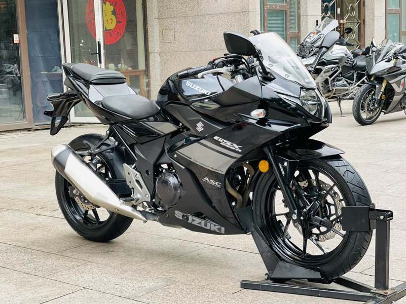 二手豪爵铃木GSX250R