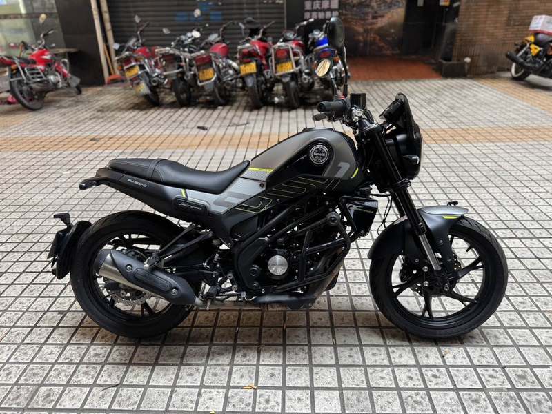 二手贝纳利幼狮 Leoncino 150
