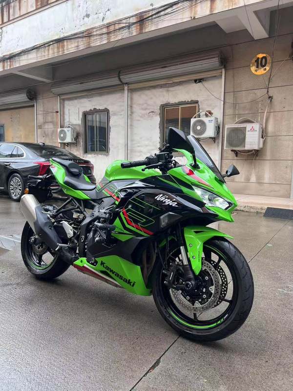 二手川崎ZX-4R