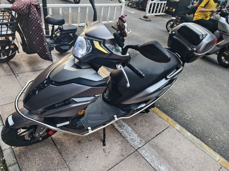 二手豪爵USR125 