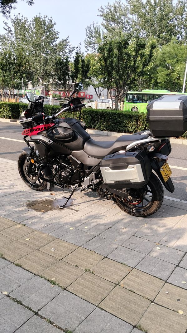 二手豪爵铃木DL250