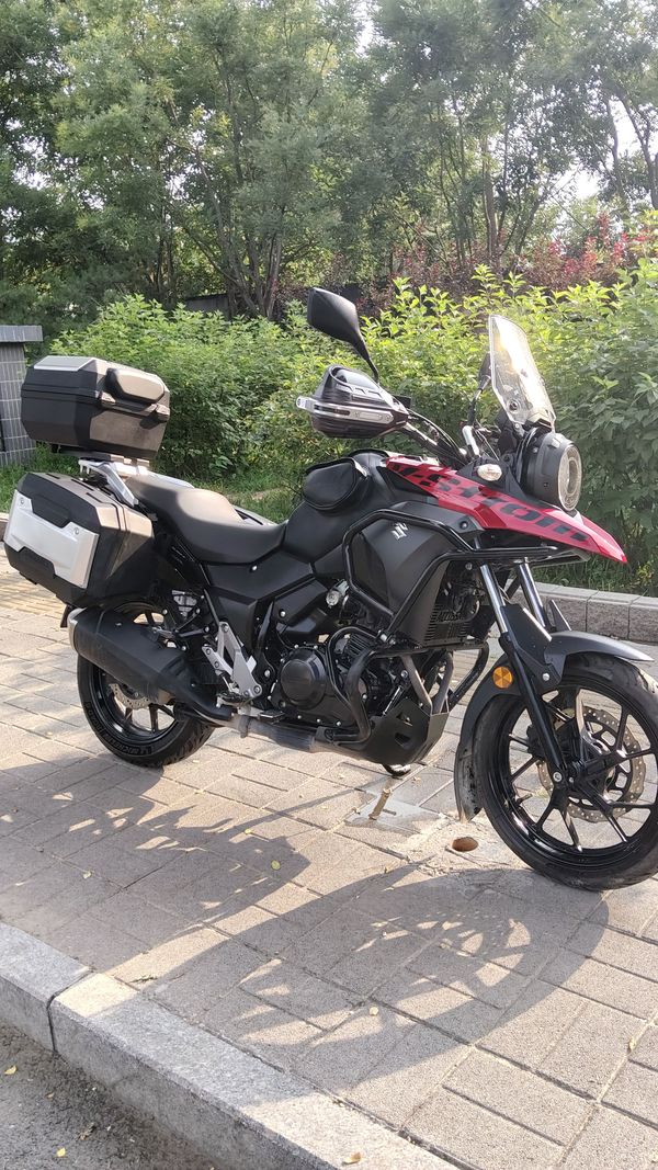 二手豪爵铃木DL250