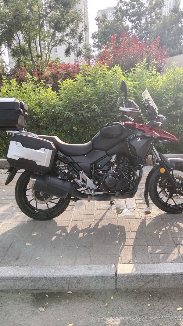 二手豪爵铃木DL250