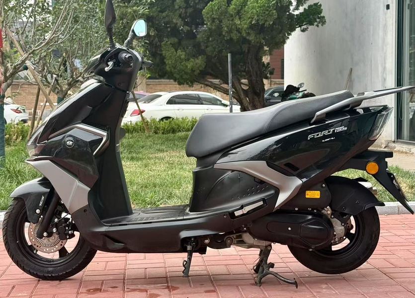 二手QJMOTOR鸿125