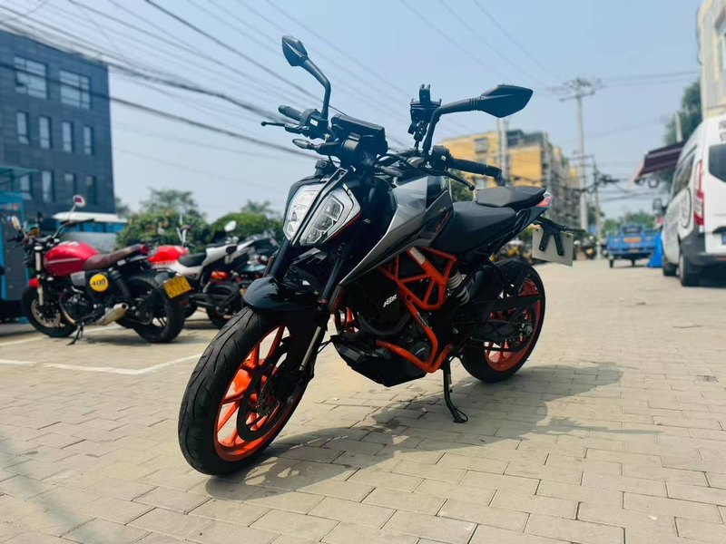 二手KTMR2R390 Duke
