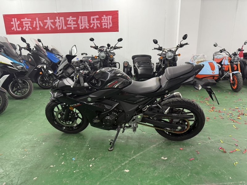 二手豪爵铃木GSX250R