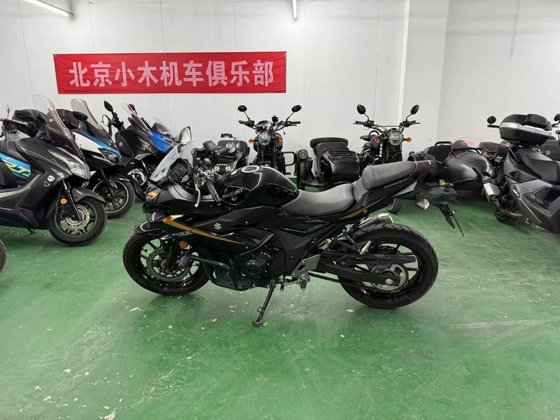 二手豪爵铃木GSX250R
