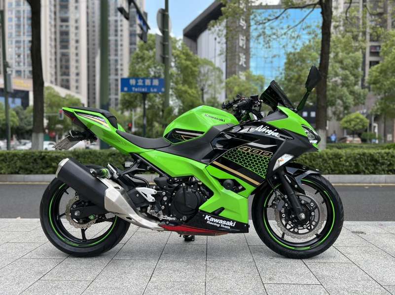 二手川崎Ninja 400