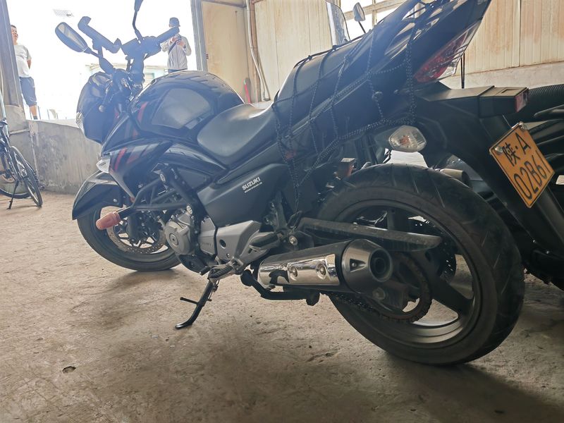 二手豪爵铃木骊驰 GW250