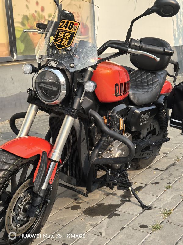 二手QJMOTOR闪300