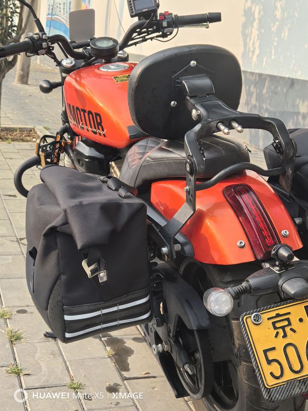 二手QJMOTOR闪300