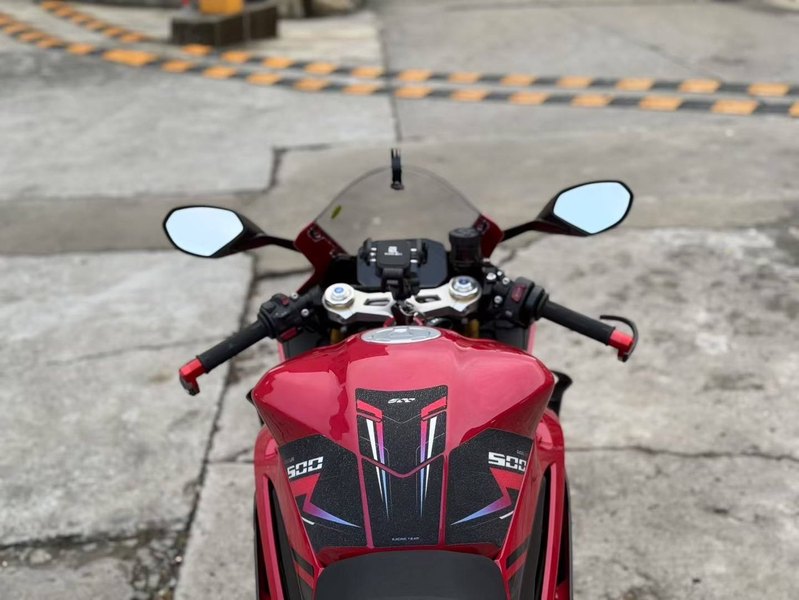 二手张雪机车500RR