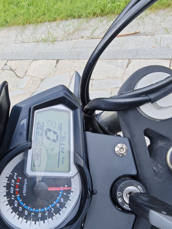 二手贝纳利蓝宝龙BJ300GS