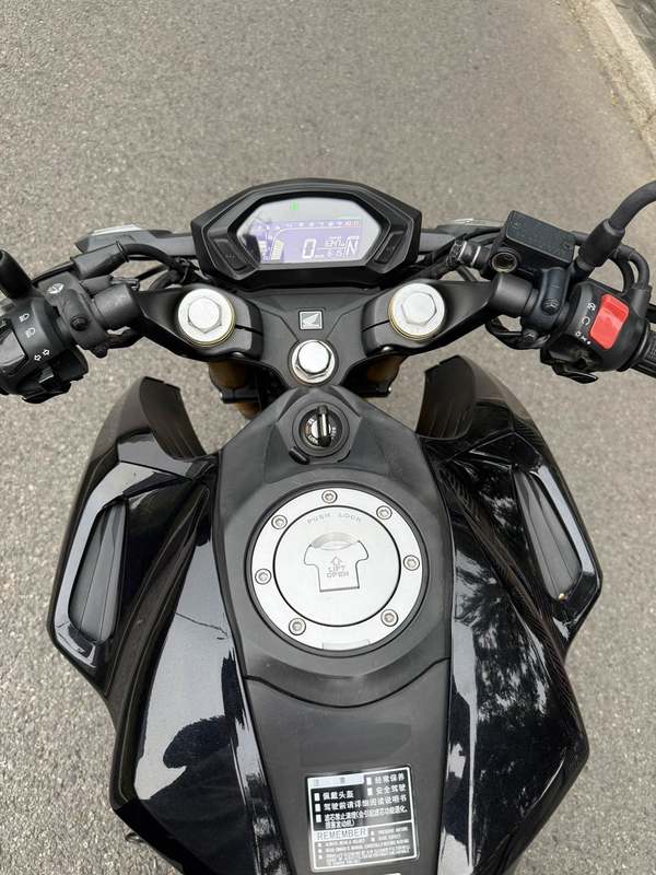 二手五羊本田CB190R 暴锋眼