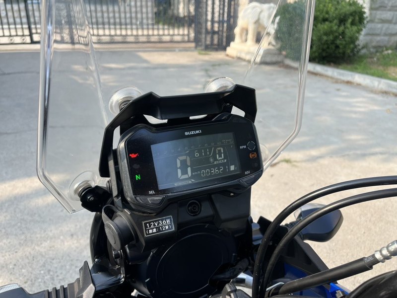 二手豪爵铃木DL250