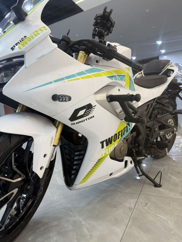 二手QJMOTOR赛250