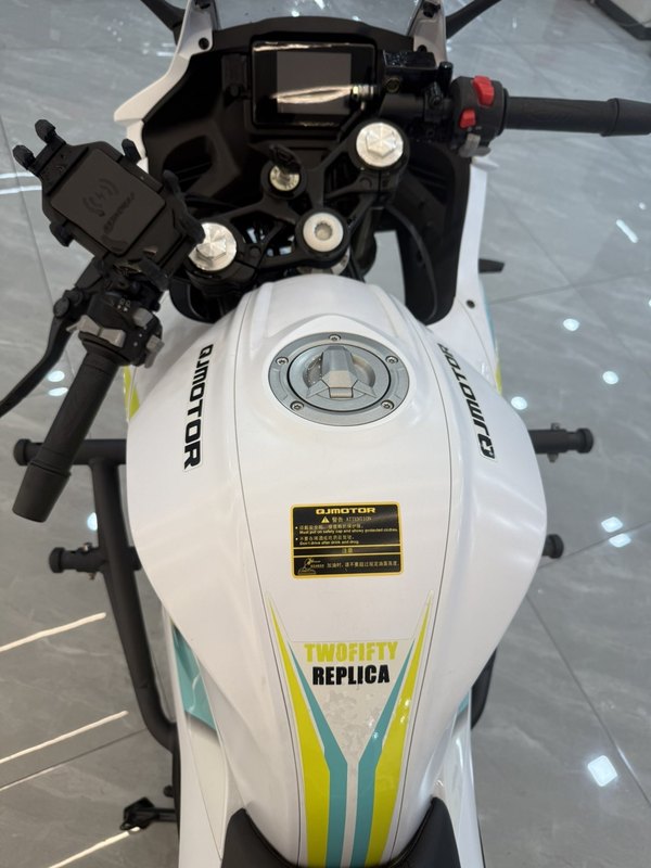 二手QJMOTOR赛250