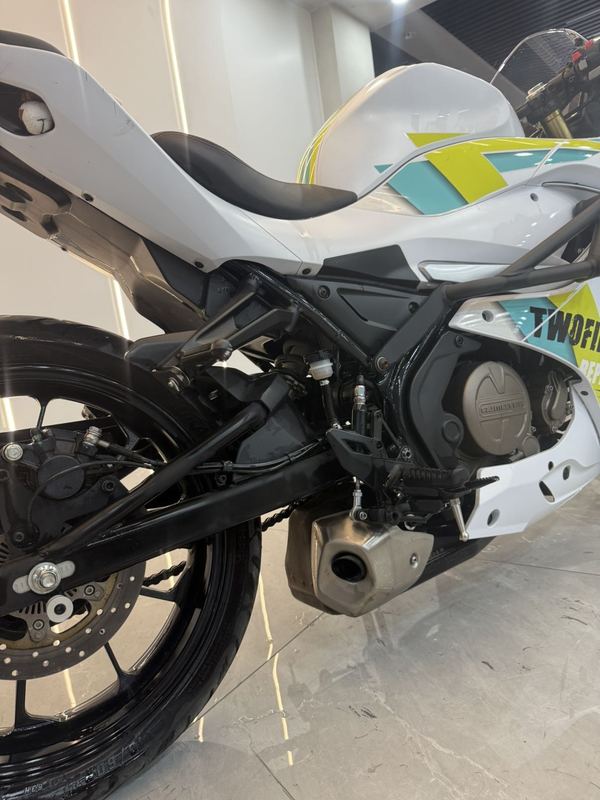 二手QJMOTOR赛250