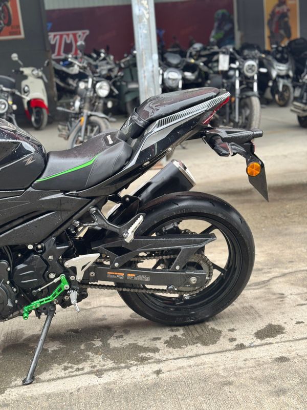 二手川崎Z400