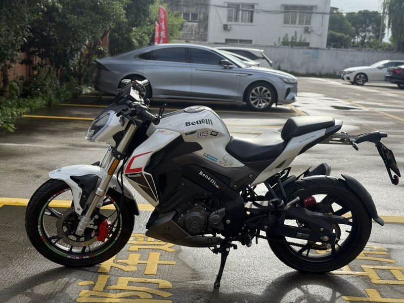 二手贝纳利红宝龙 TNT150i