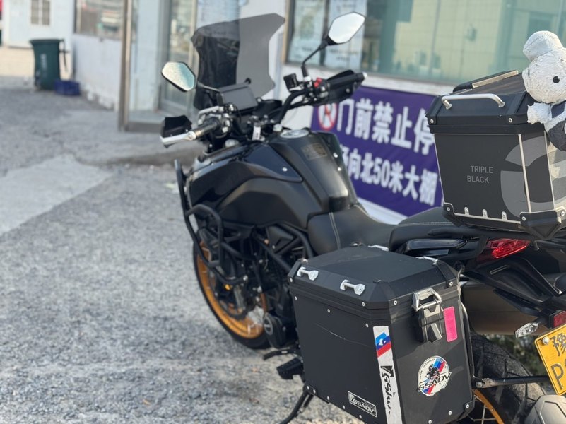 二手贝纳利TRK702