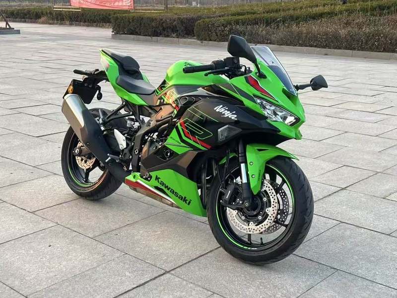 二手川崎ZX-4R