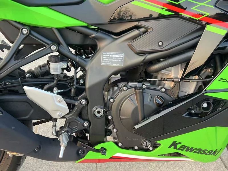 二手川崎ZX-4R