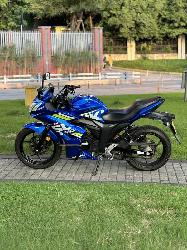 二手济南铃木极客飒 Gixxer 155