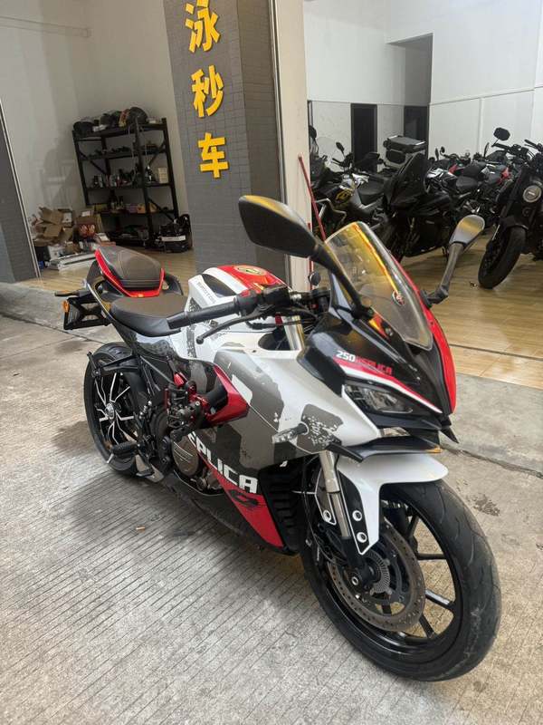 二手QJMOTOR赛250