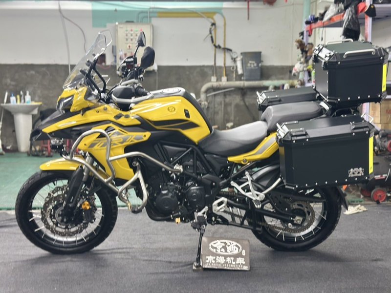 二手贝纳利金鹏 TRK502